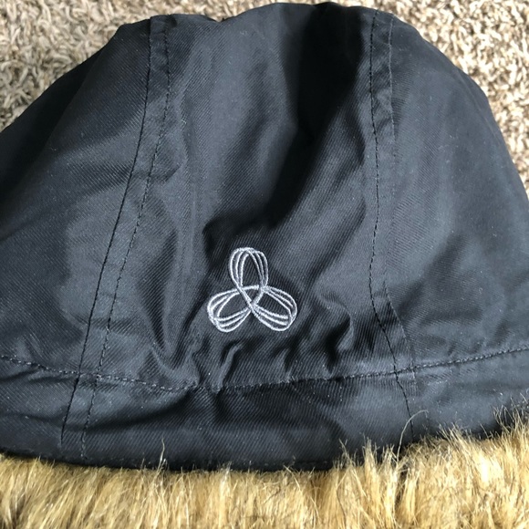 TNA Jacket Aritzia XS - Picture 3 of 7